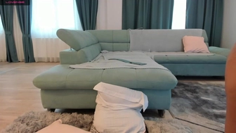 junebragga chaturbate Busty chick jerks off her phallus