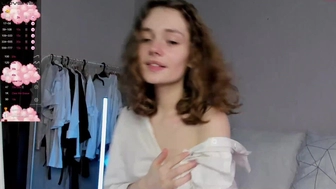 mxxnsxsul chaturbate Ardent Shlendra licks dildo