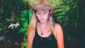 yoursecretgirlfriend11 chaturbate 27-02-2022 performance webcam masturbation