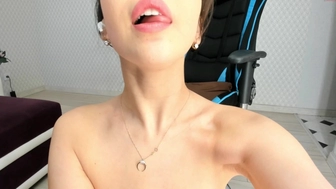 mei_tin chaturbate Busty beauty posing in stockings