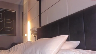 lil_mayaa chaturbate Cute blond sterlet dabbles with a dildo