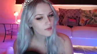 alicexmaia chaturbate Wild confused jumps on sex toy