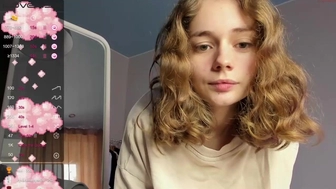 mxxnsxsul chaturbate Young chicks dance striptease