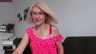 jasmin18v chaturbate Naughty girl jerks pussy gagged