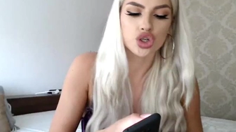 kissofacobra chaturbate Busty girl caresses nipples