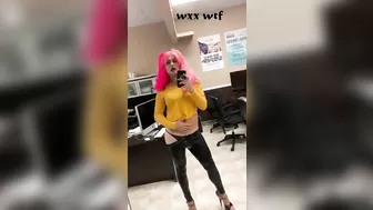 Chrissy Cocoabutter Drag Queen Whore Strokes Clit Pink Shemale_Chrissy Cocoabutter_720p