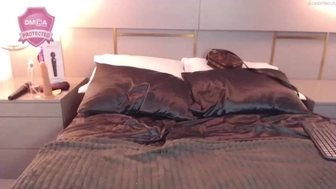 abril__jones chaturbate  sweet babe gets an orgasm