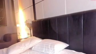 lil_mayaa chaturbate Busty bitch jumps on phallus