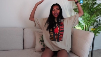littlemiss_kira chaturbate Incendiary passion excites its tits