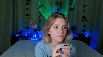 helenchristensen chaturbate 22 February 2022 Latest webcam
