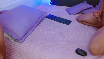 julieta_x_alex chaturbate Exquisite beast fucks the vagina with a toy