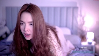 jillikins chaturbate  masturbating in the kitchen