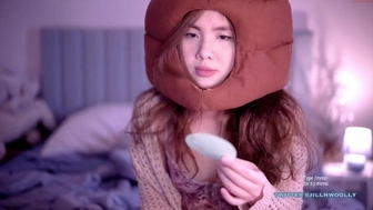 jillikins chaturbate  uboltali undress