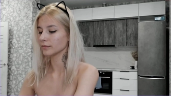 juliaberrin_19072022_2257_female_chaturbate_1