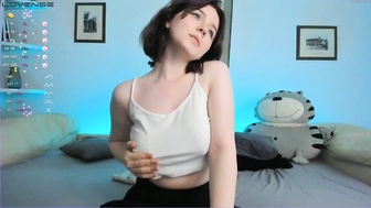 hanalturne_23072022_1019_female_chaturbate_6