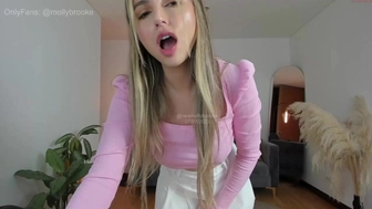 newmollybrooke chaturbate 21-03-2022 performance Camcording