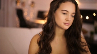 mightyemelia chaturbate Exquisite babe twirls a huge ass