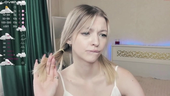 white__crystal_ chaturbate Delightful krala sucking sex toy