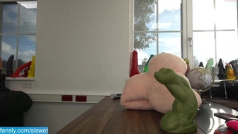 siswet19 chaturbate Gorgeous bitch relish handjob cunt