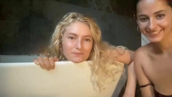 mypussysavestheworld 6 February 2022 broadcast