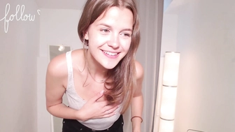 eli_sun_29072022_1214_female_chaturbate_1