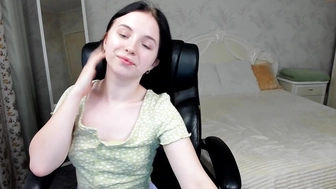 kimberlyberry_29072022_1139_female_chaturbate_1