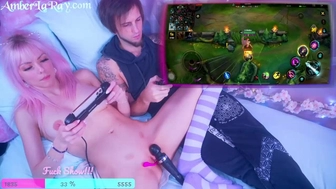 amberlaray Sultry blonde masturbating shaved pussy