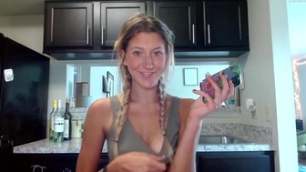 addisonvodka Mature bitch spreads her sexy legs