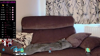 ladyamontgomery Old slut clinks with two males at once