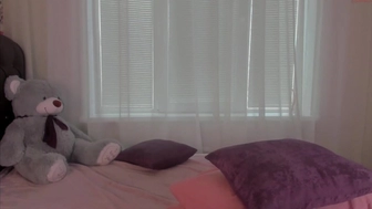 angelina_new Naughty lady passionately masturbating cunt