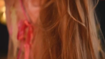 rocknrose Big ass blonde in stockings twisting her ass