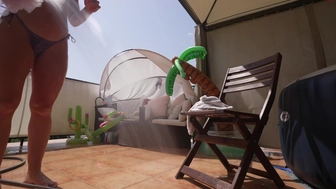 hannahjames710 Gorgeous chick strips and jerks off her cunt