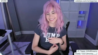 rorriegomez Charming girl having fun with sex toy