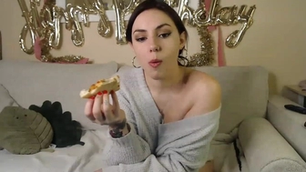 mollymaeve most recent record April-16-2022