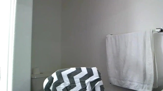 milf_goddess Young sluts dance striptease