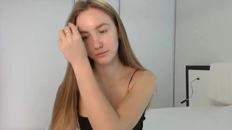 ellie_young 19-03-2022 performance webcam masturbation