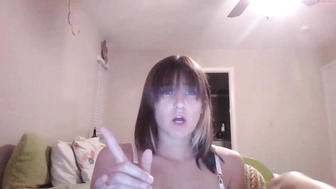 pixxxiebby_08082022_1003_female_chaturbate_2