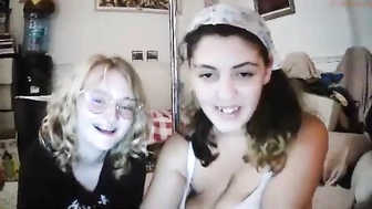 sleepingbeauty37_08082022_0958_female_chaturbate_5