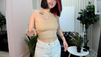 lovely_asian_ chaturbate Sexy blonde pulls pussy hand