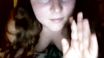 qtmollygirl_22082022_1058_female_chaturbate