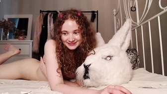 hi_im_lily_22082022_1654_female_chaturbate_4