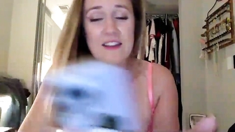 hotwife1105_23082022_0717_female_chaturbate_2