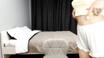 your_angella_27082022_1110_female_chaturbate_3