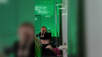 Ariana Linares aka agls aka princesa_ariiii onlyfans  flies away form the buzz of orgasm