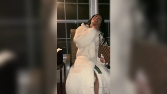 Bria Backwoods aka briabackwoods onlyfans  clit karate