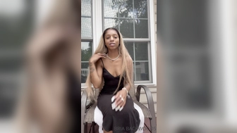 Bria Backwoods aka briabackwoods onlyfans beautiful lady pulls pussy