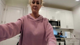 Brandi Love aka brandi_love onlyfans 2-01-2022 camcording