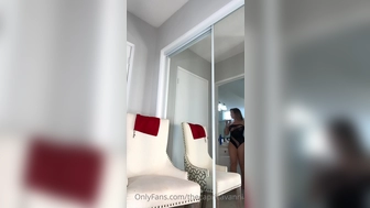 Capri Cavanni aka capricavanni onlyfans 2_02_2022 latest sex show