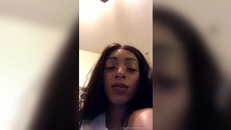 Bria Backwoods aka briabackwoods onlyfans erotically dancing