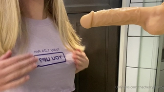 Haileyhatezyou onlyfans  gently fucks her ass toy